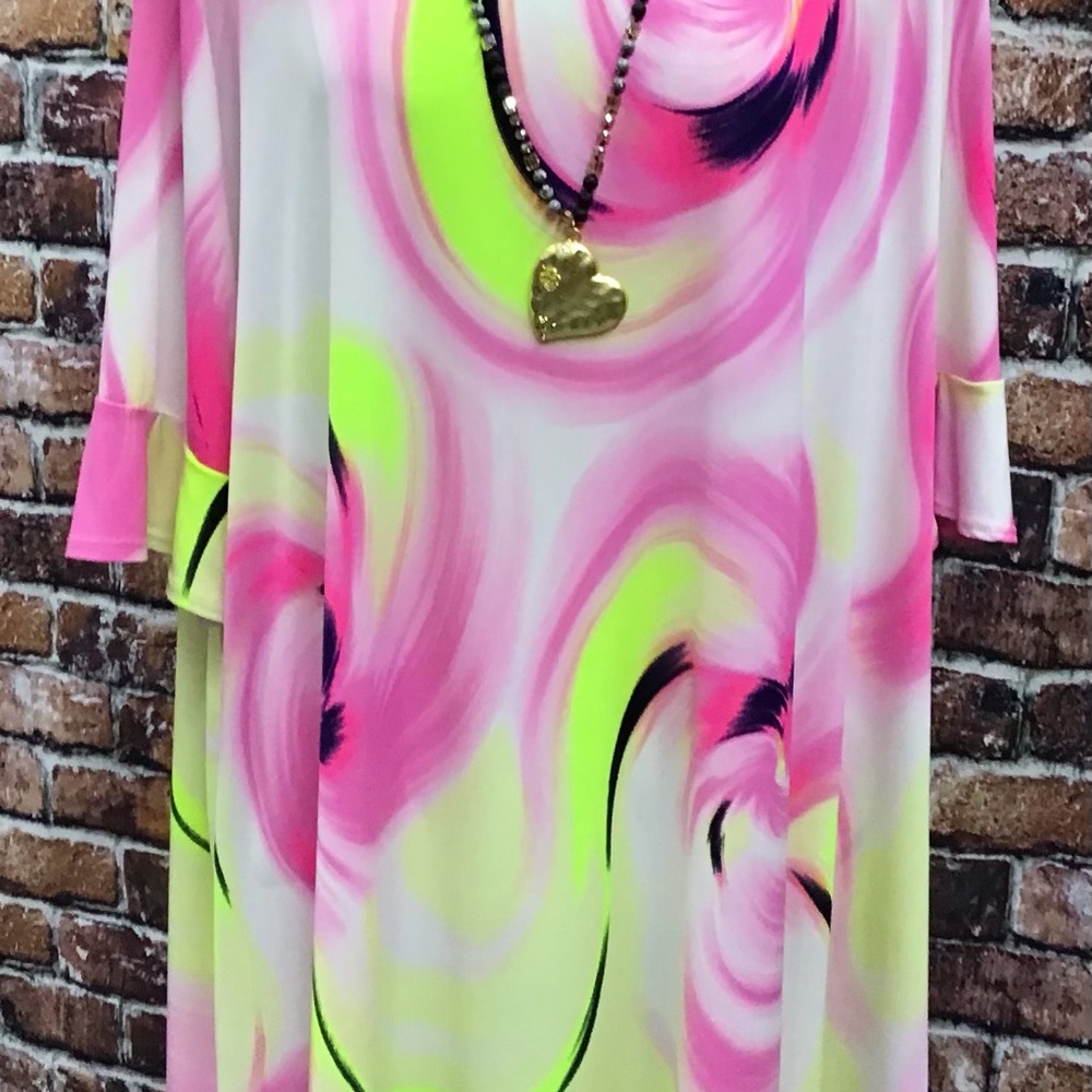Plus contrast dress